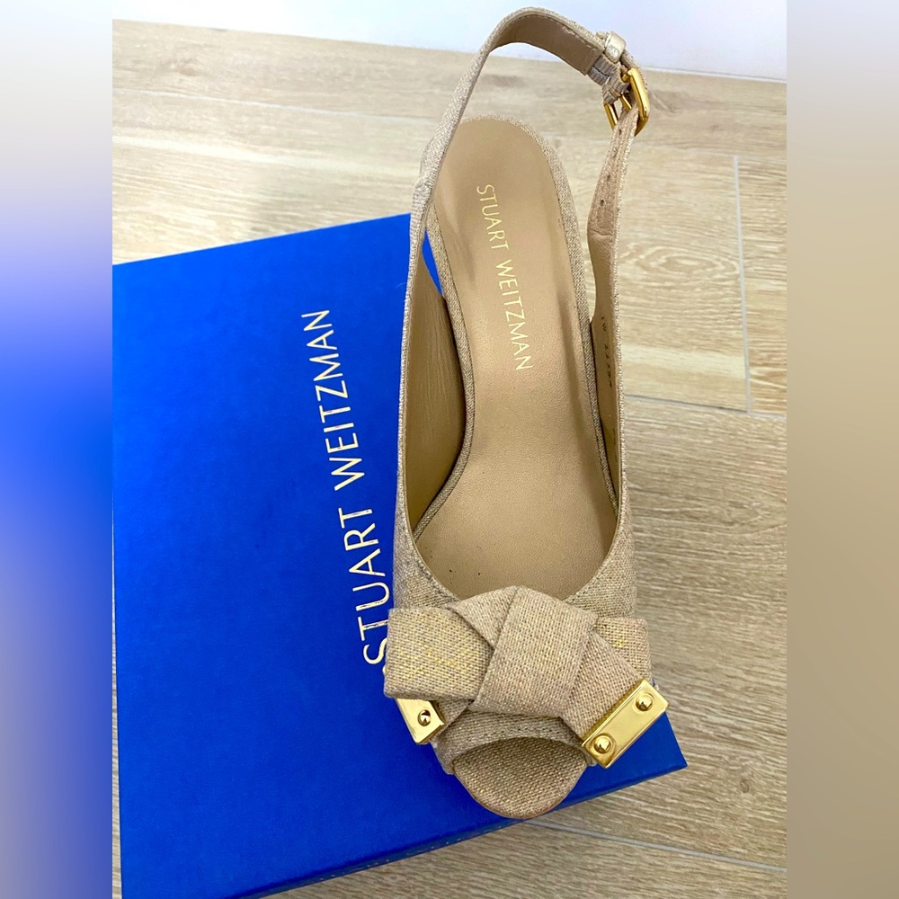 NWT Stuart Weitzman beautiful wedges!